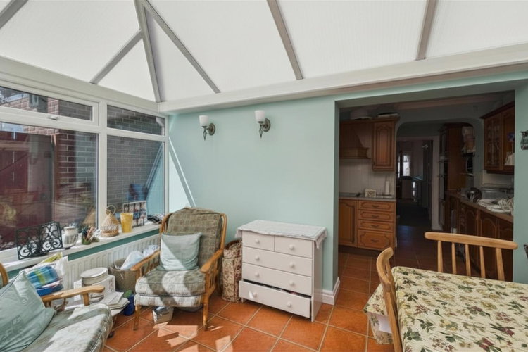Conservatory - Picture 9 of 20