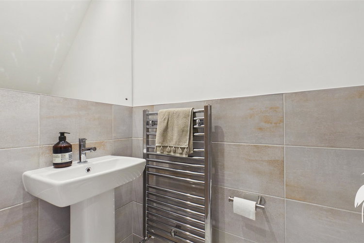 Cloakroom/WC - Picture 12 of 35