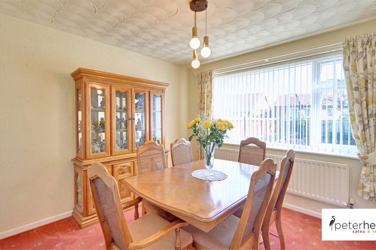 Dining Room - Picture 6 of 22