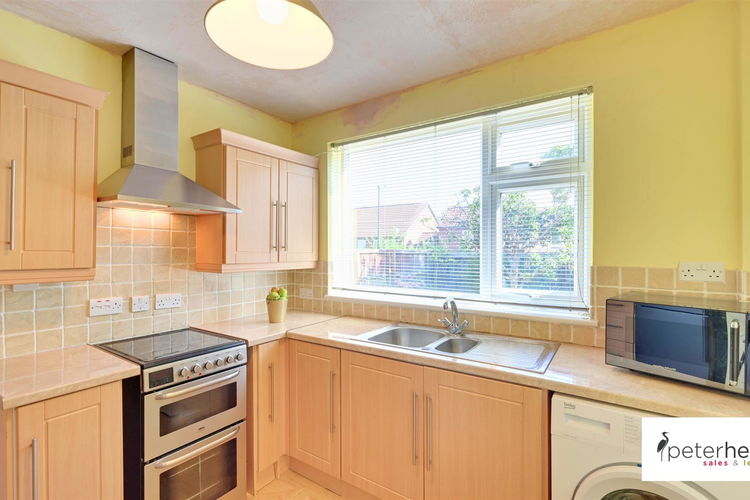 Kitchen - Picture 7 of 22