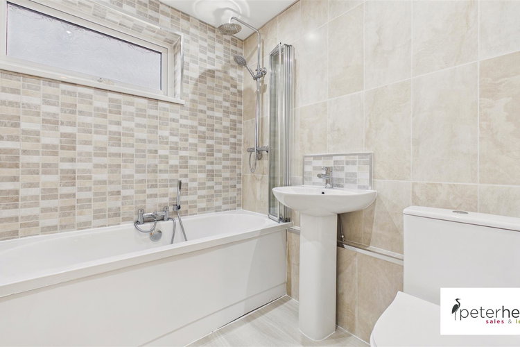 Bathroom - Picture 20 of 22