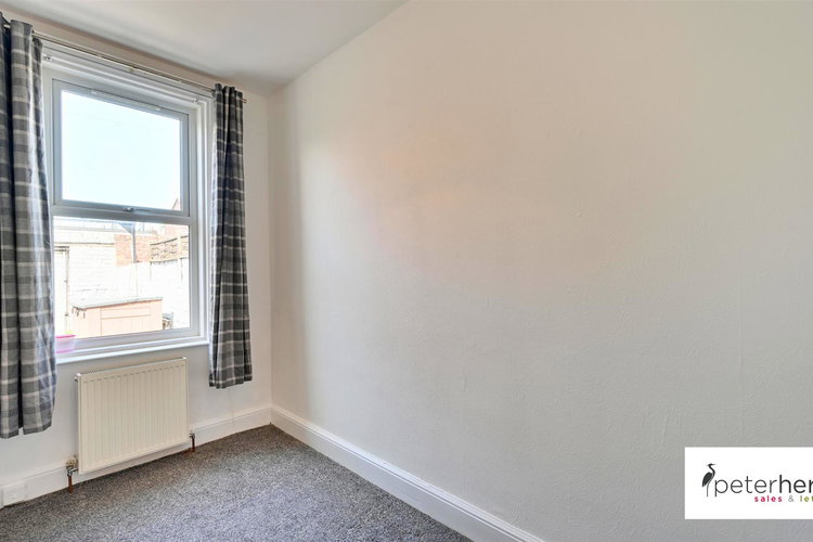 Dining Area - Picture 6 of 15