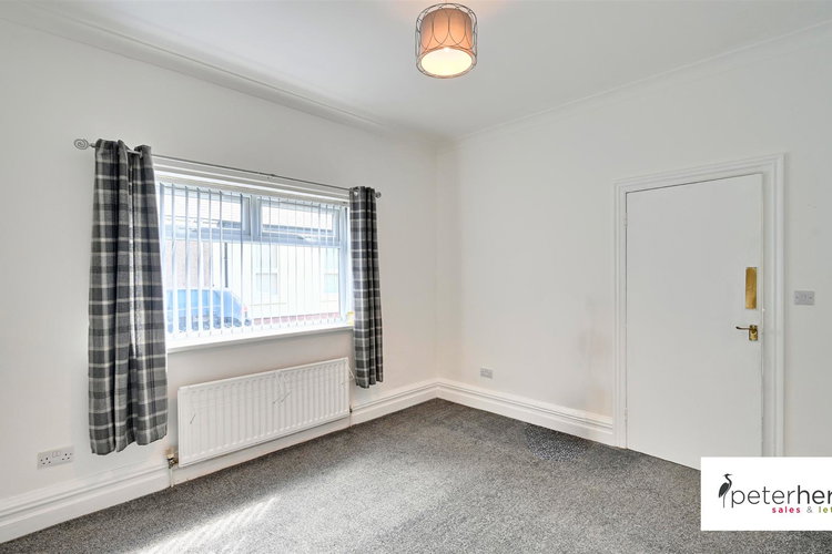 Bedroom - Picture 11 of 15