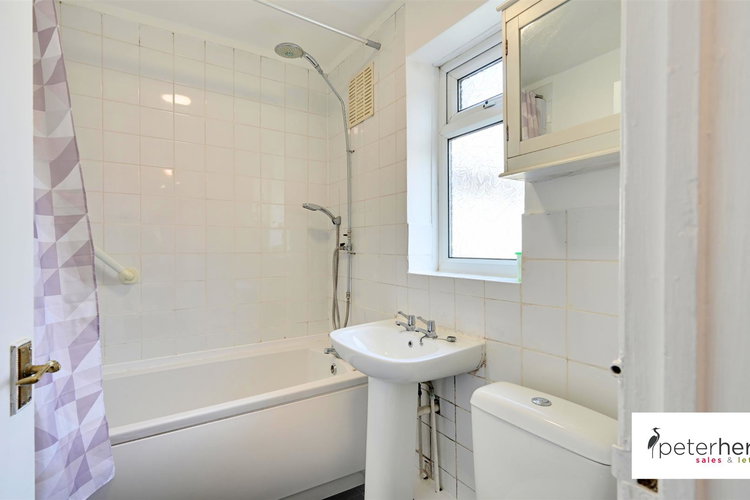 Bathroom - Picture 12 of 15