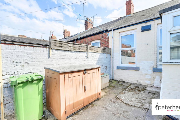 Outside - Picture 15 of 15