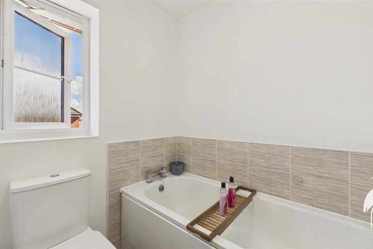 Bathroom - Picture 19 of 24