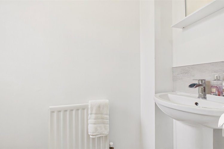 Cloakroom/WC - Picture 13 of 30