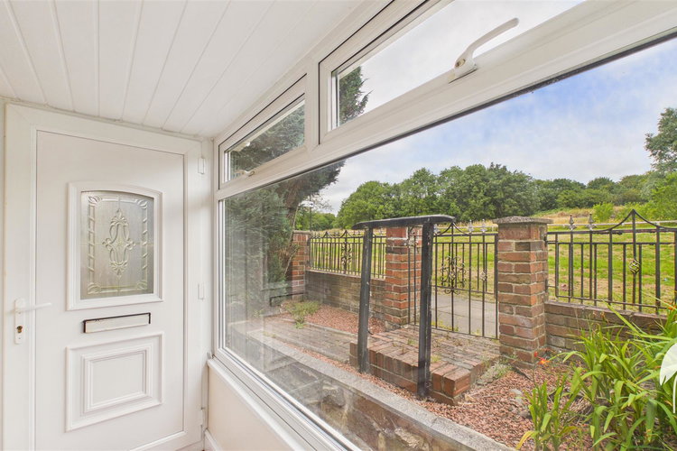 Entrance Porch - Picture 14 of 33