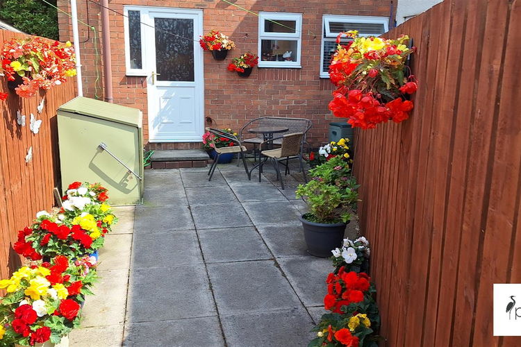 Outside - Picture 24 of 24