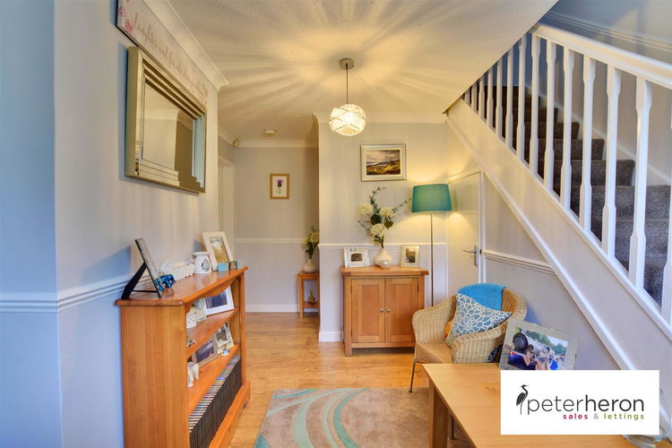 Entrance Hall - Picture 10 of 24