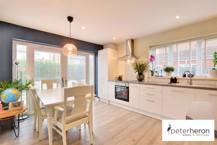 Open Plan Kitchen/Dining and Living Area - Picture 9 of 27