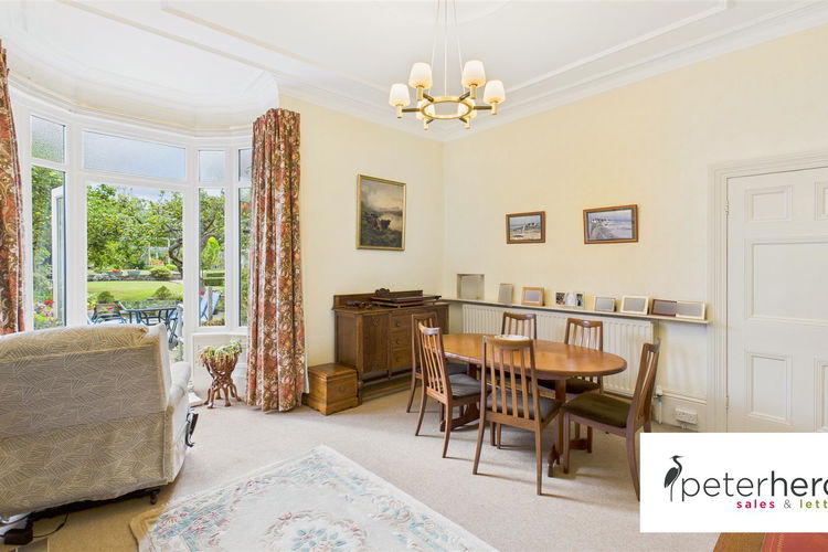 Dining Room - Picture 7 of 41