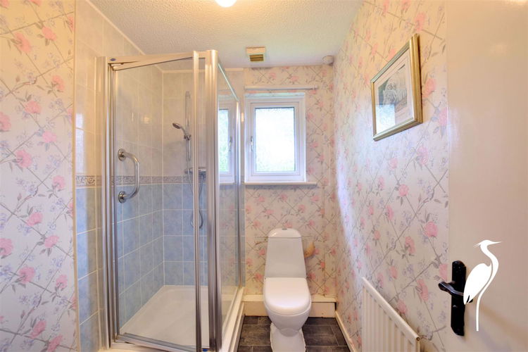 Shower Room - Picture 13 of 15