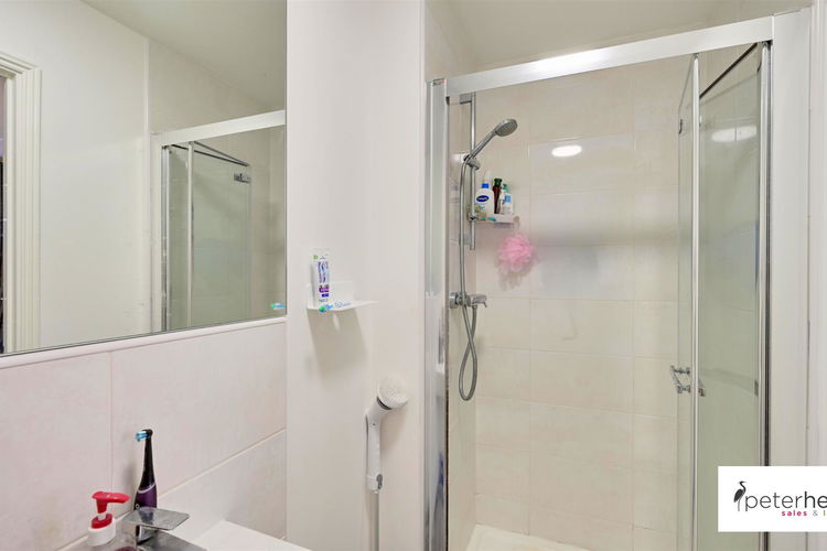 En-Suite Shower Room - Picture 12 of 20