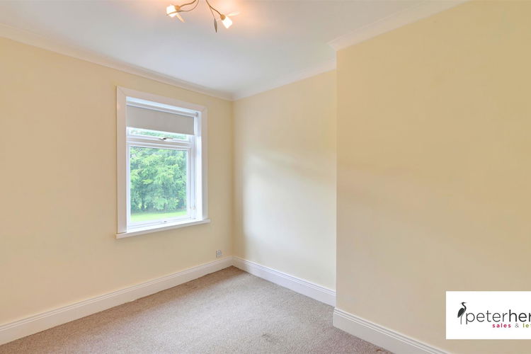 Bedroom 2 - Picture 13 of 32