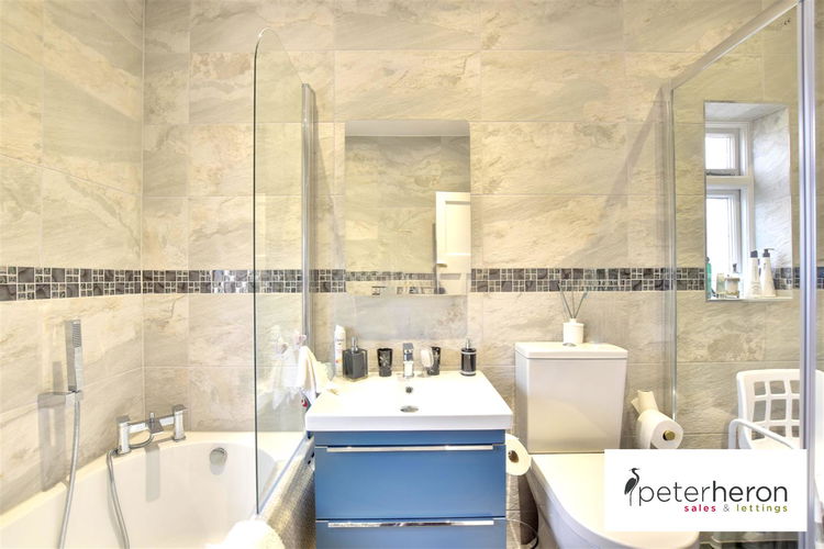 Bathroom - Picture 21 of 26