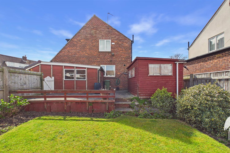 Outside - Picture 21 of 23