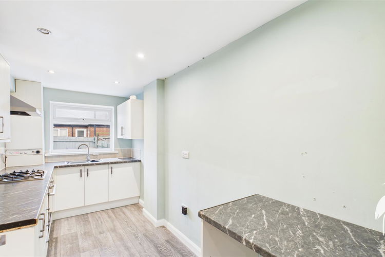 Breakfasting Kitchen - Picture 5 of 12