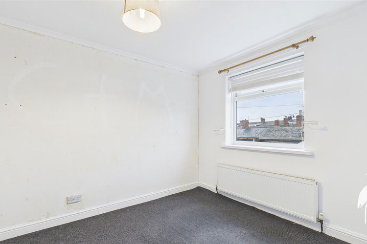 Bedroom 2 - Picture 8 of 12