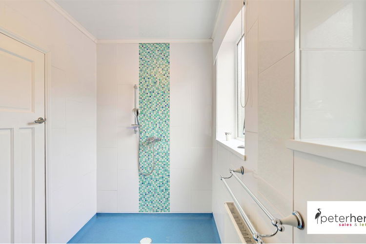 Wet Room - Picture 15 of 30