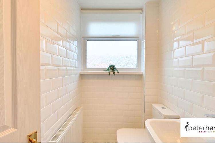 Washroom/WC - Picture 27 of 30