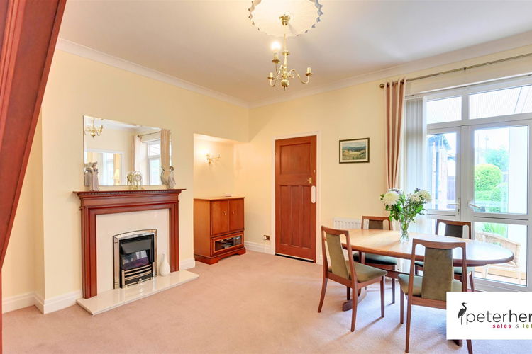 Dining Room - Picture 5 of 30