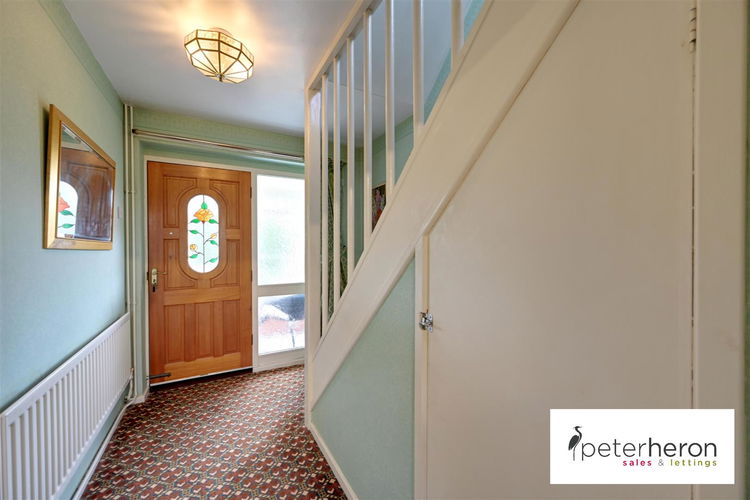Entrance Hall - Picture 10 of 21