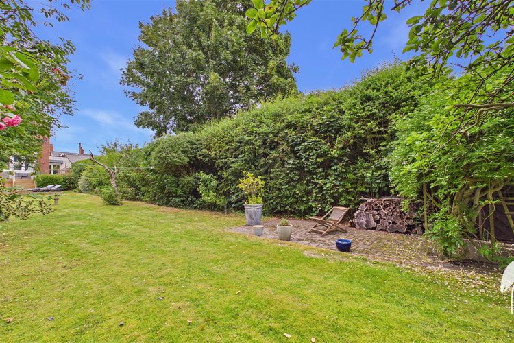 Rear Exterior - Picture 72 of 78