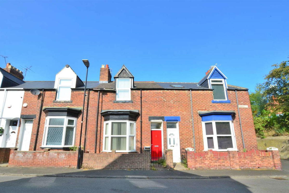 Vale Street, Sunderland, Tyne & Wear, SR4 7NB £64,950 from Peter Heron