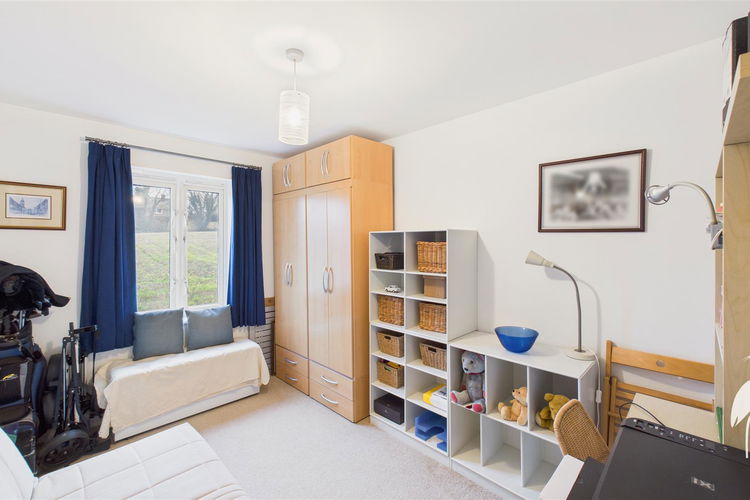 Bedroom 2 - Picture 15 of 22