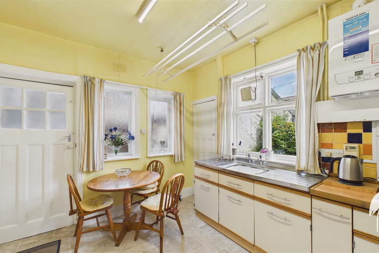 Kitchen - Picture 11 of 35