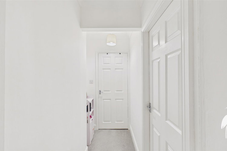 First Floor Landing - Picture 14 of 23