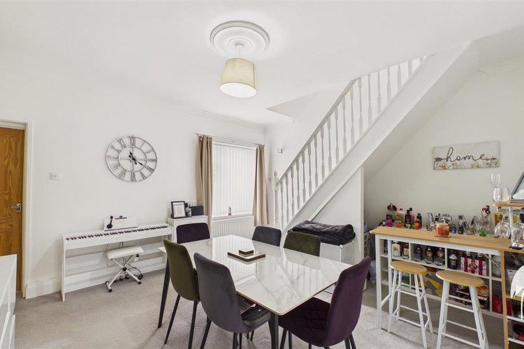 Dining Room - Picture 5 of 23