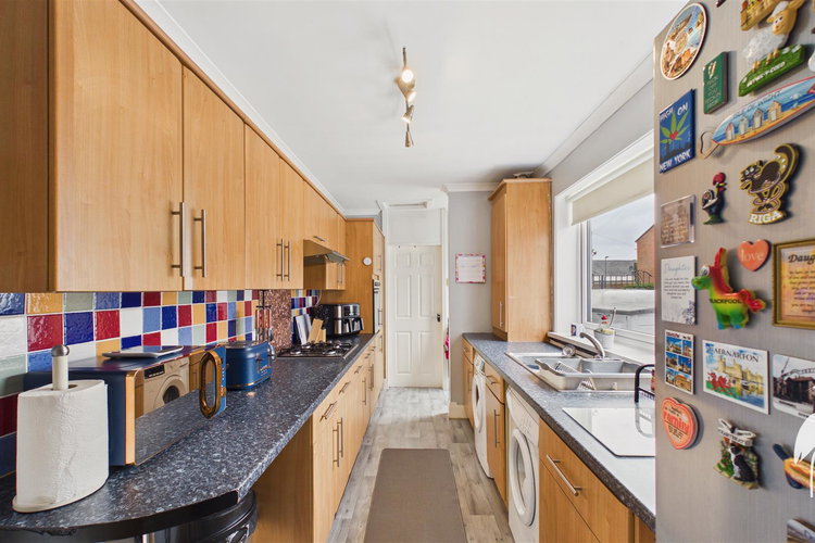Kitchen - Picture 9 of 23