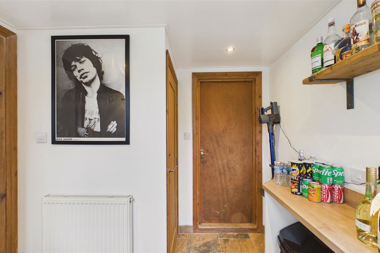 Utility - Picture 12 of 29