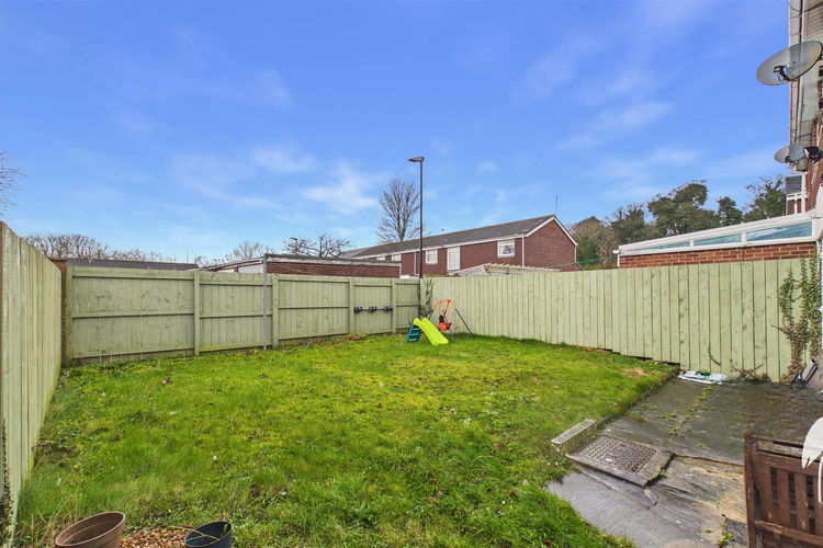 Outside - Picture 28 of 29