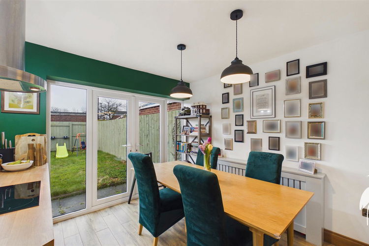 Dining Area - Picture 8 of 29