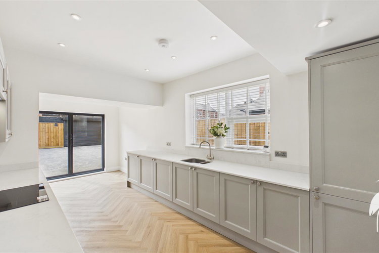 Open Plan Kitchen/Diner - Picture 7 of 30