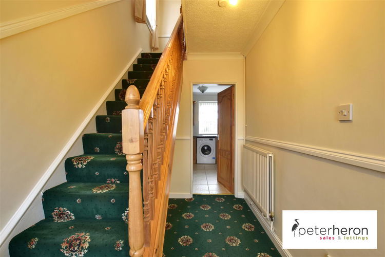 Entrance Hall - Picture 10 of 20