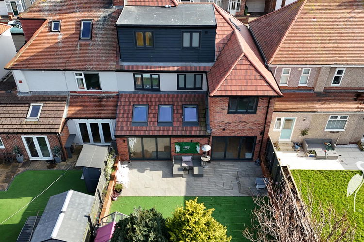 Outside - Picture 37 of 40