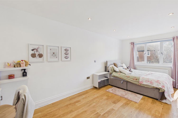 Bedroom 3 - Picture 20 of 40