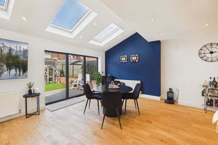 Kitchen/Dining and Family Area - Picture 9 of 40