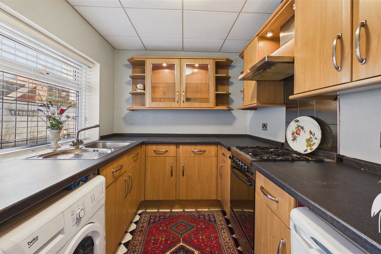 Kitchen - Picture 11 of 27