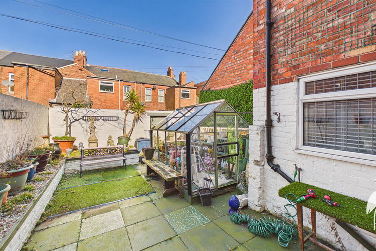 Outside - Picture 25 of 27