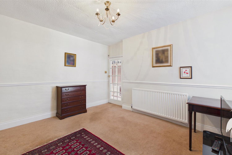 Dining Room - Picture 9 of 27