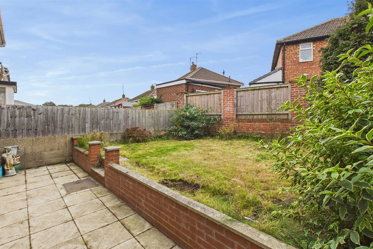 Outside - Picture 20 of 23