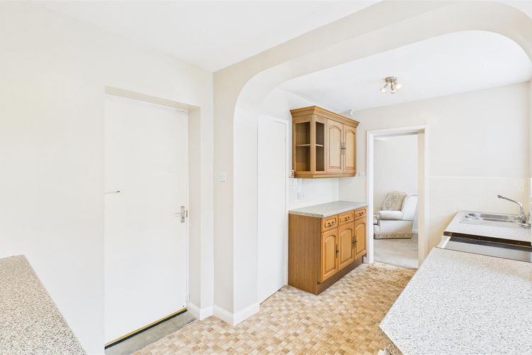 Kitchen - Picture 10 of 23