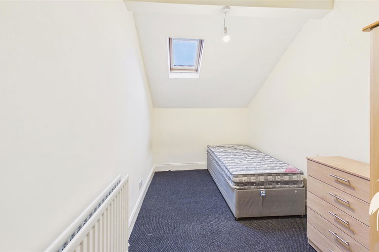 Bedroom 3 - Picture 10 of 13