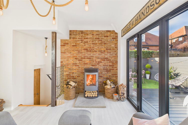 Snug Area - Picture 14 of 36