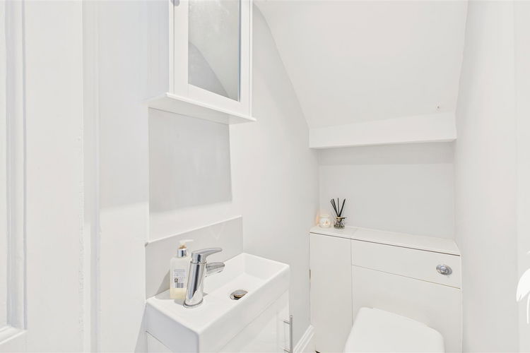 Cloakroom/WC - Picture 17 of 36